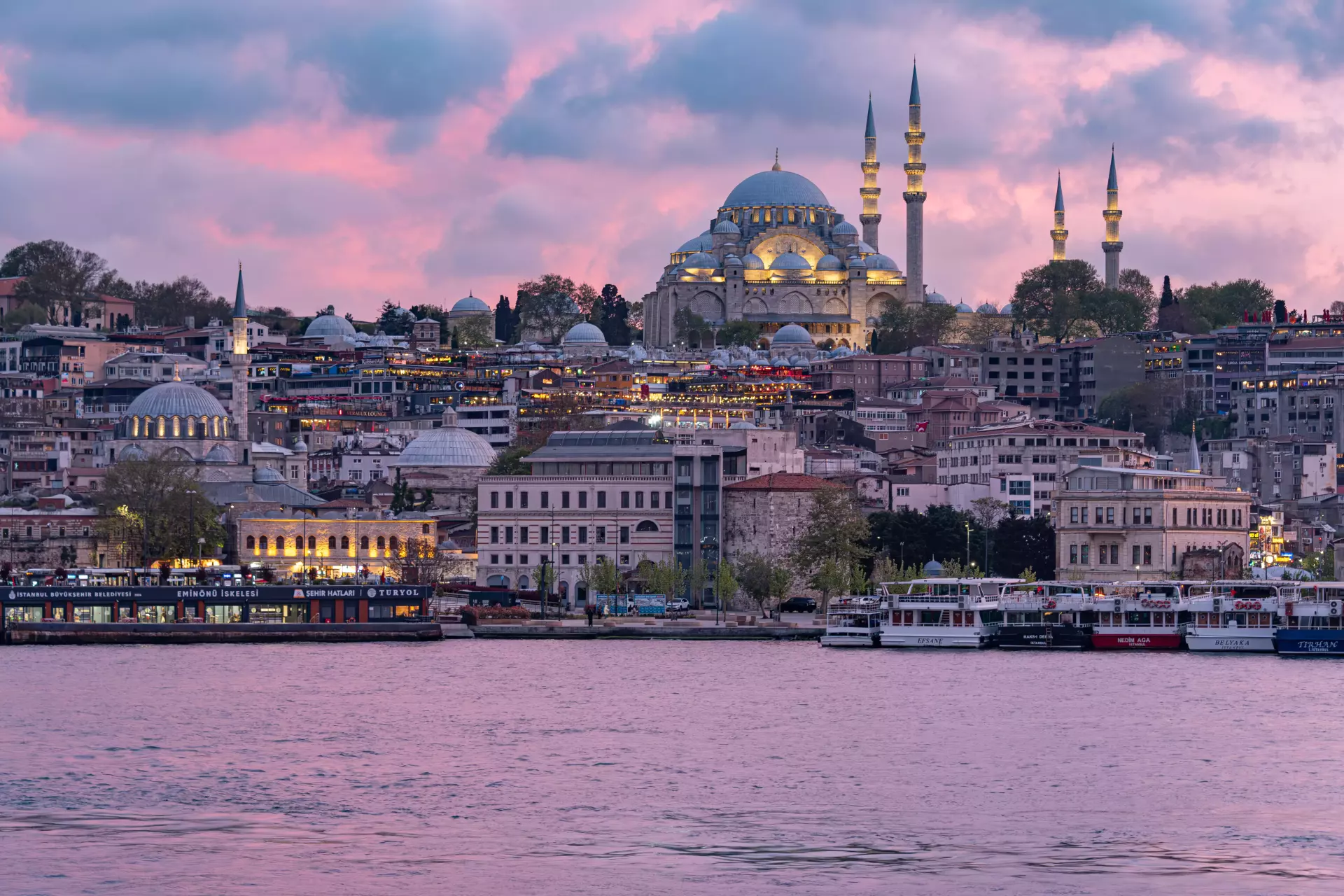 explore the best places with us - 9