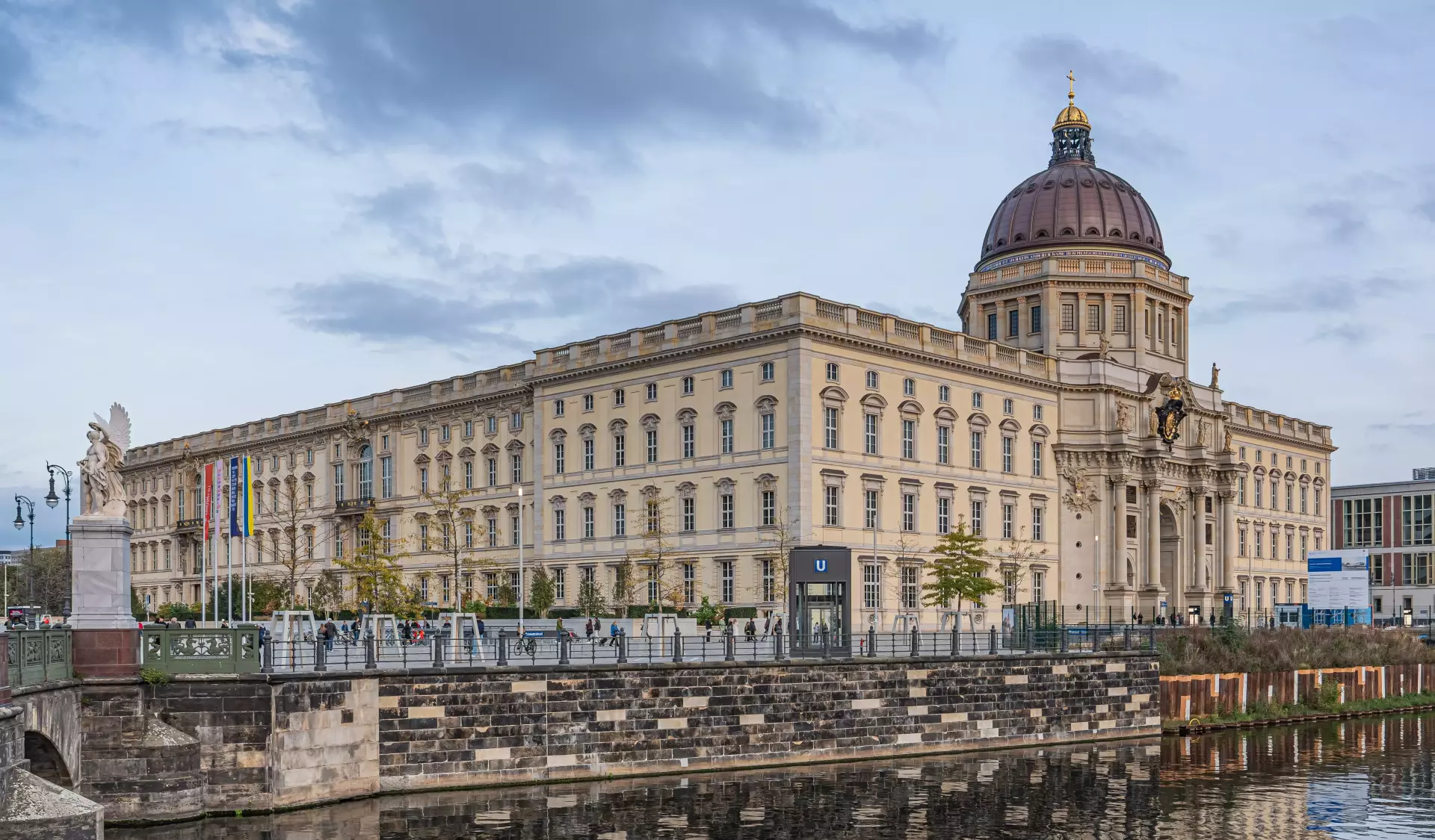 museum for architectural drawing - 18